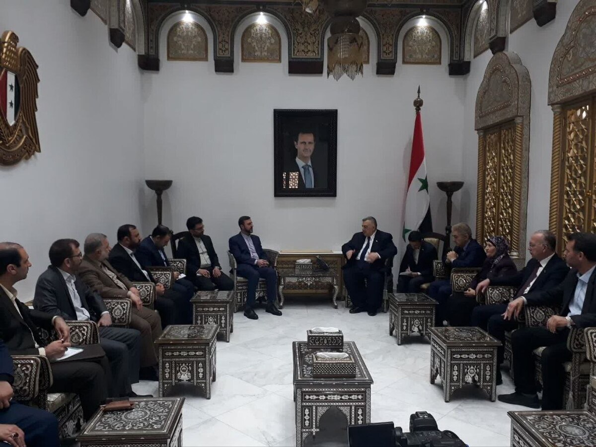 دیدار غریب‌آبادی با رئیس مجلس سوریه/ آمریکا و کشور‌های غربی سیاست دوگانه و تبعیض‌آمیز خود در قبال تروریسم را کنار بگذارند