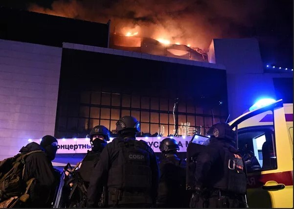 جزئیات حادثه مرگ‌بار مسکو| ۶۲ کشته و ده‌ها زخمی درپی تیراندازی به سالن کنسرت کروکوس؛ داعش مسئولیت حمله را برعهده گرفت