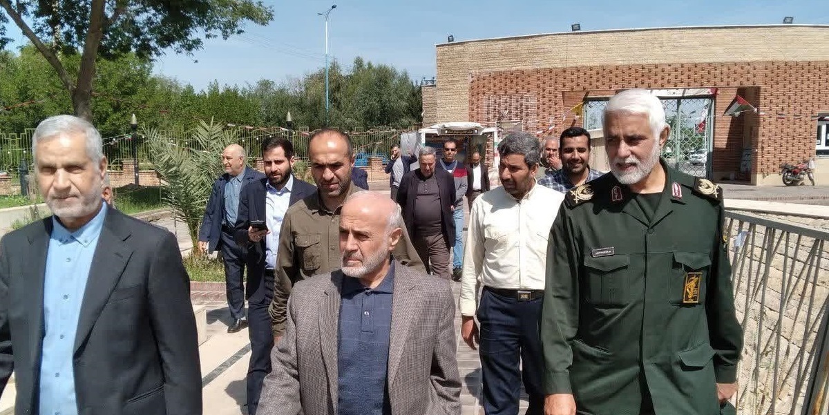 بازدید فرمانده قرارگاه مرکزی حضرت خاتم‌الانبیا (ص) از موزه دفاع مقدس دزفول