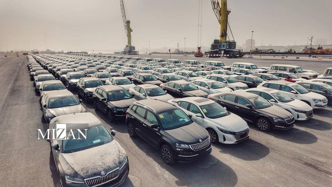 مهلت یک هفته‌ای رئیس کل دادگستری استان بوشهر برای ترخیص ۶۲۶ دستگاه خودروی وارداتی/ فروش ۹ هزار میلیارد تومان ماشین‌‍آلات سنگین و کالا‌های انبار‌های اموال تملیکی استان پس از دستور رئیس قوه قضاییه