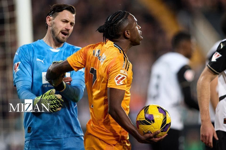 اعتراف وینیسیوس به استرس در مستایا/ ماجرای هشدار مهاجم لوسبلانکو به بازیکنان رئال مادرید