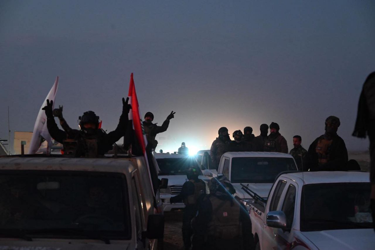 نقش برجسته بسیج مردمی عراق در مبارزه با داعش؛ حشد الشعبی منحل نشده و نحواهد شد نقش برجسته بسیج مردمی عراق در مبارزه با داعش؛ حشد الشعبی منحل نشده و نحواهد شد