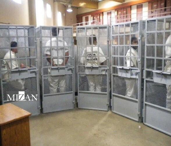 قفسهای نگهداری در زندانهای بزرگترین زندانبان جهان قفسهای نگهداری در زندانهای بزرگترین زندانبان جهان