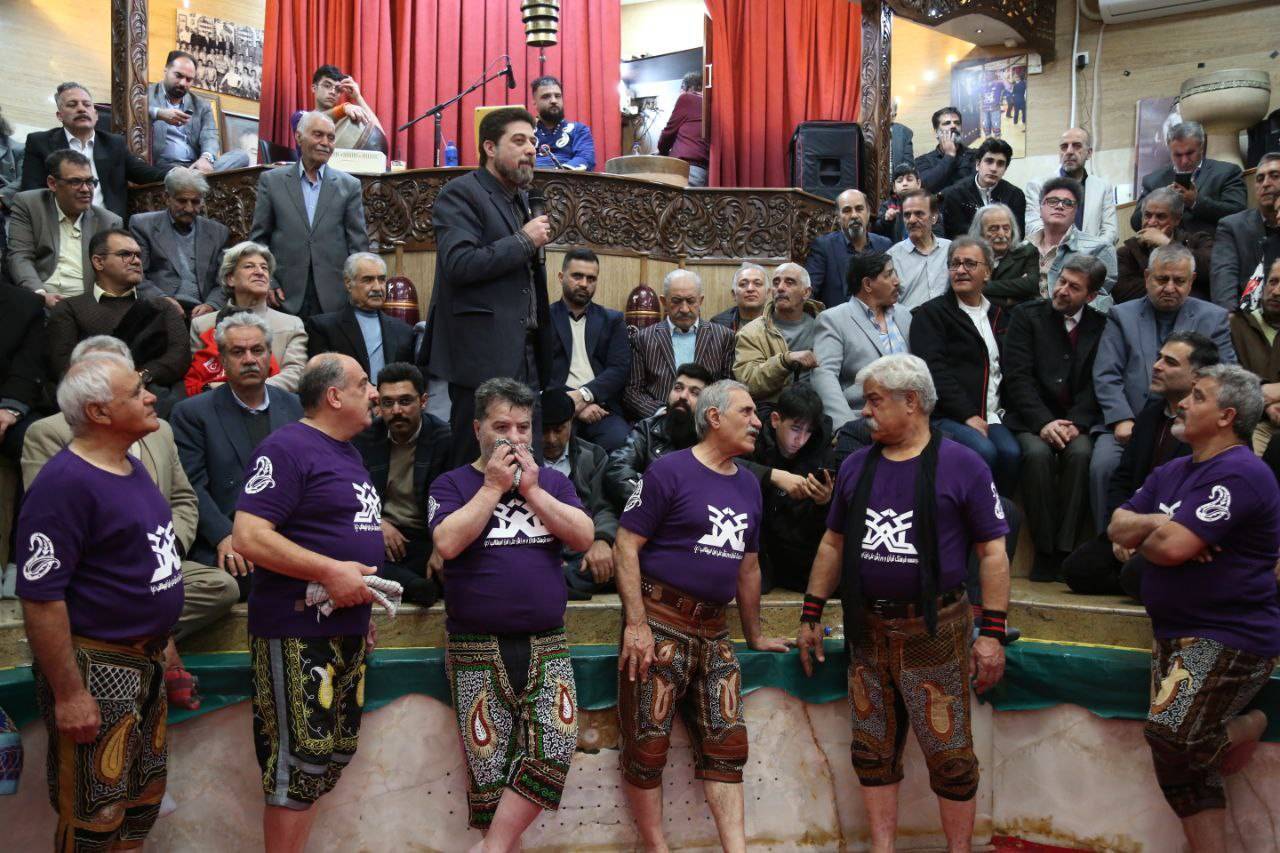 رونمایی از کتاب «ترویج فرهنگ پهلوانی» در روز ولادت الگوی مرام پهلوانی رونمایی از کتاب «ترویج فرهنگ پهلوانی» در روز ولادت الگوی مرام پهلوانی