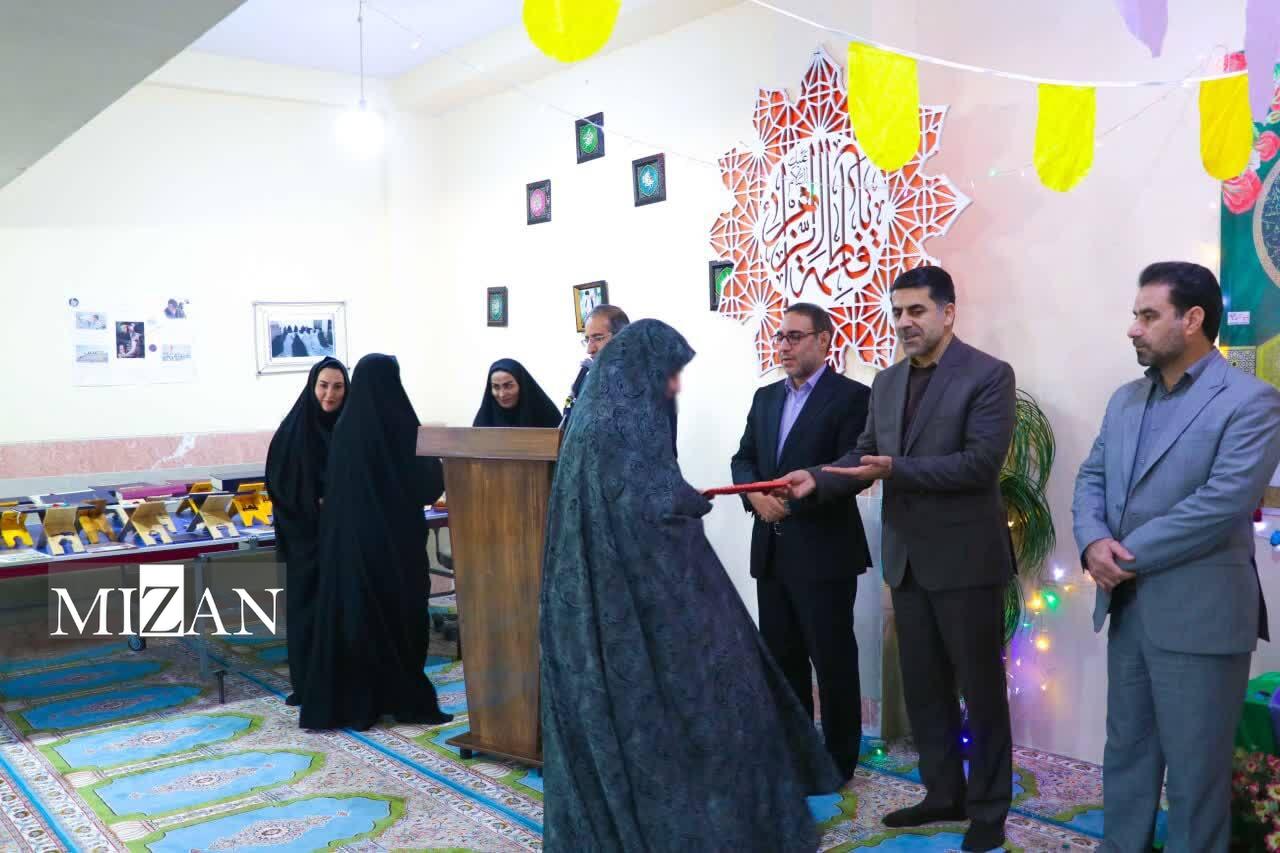 مسئولان قضایی لرستان به مشکلات ۱۵۰ نفر از مددجویان زندان مرکزی خرم‌آباد رسیدگی کردند