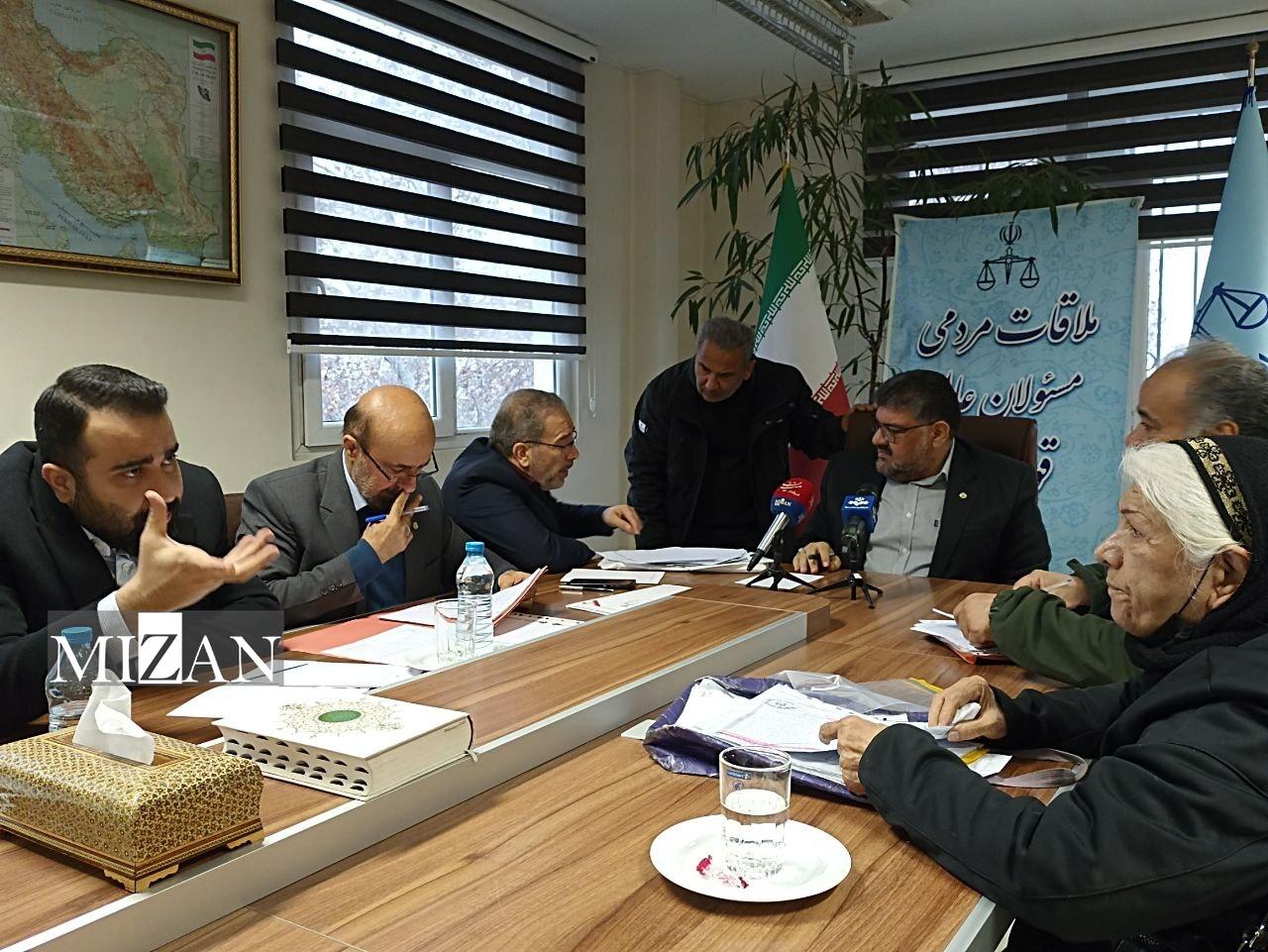 رئیس مرکز وکلا با حضور در اداره کل ارتباط مردمی قوه قضاییه به مشکلات ۳۰ نفر از مراجعان رسیدگی کرد/ عبدلیان‌پور: برنامه‌های متنوعی برای ارتقای سطح سواد حقوقی جامعه داریم