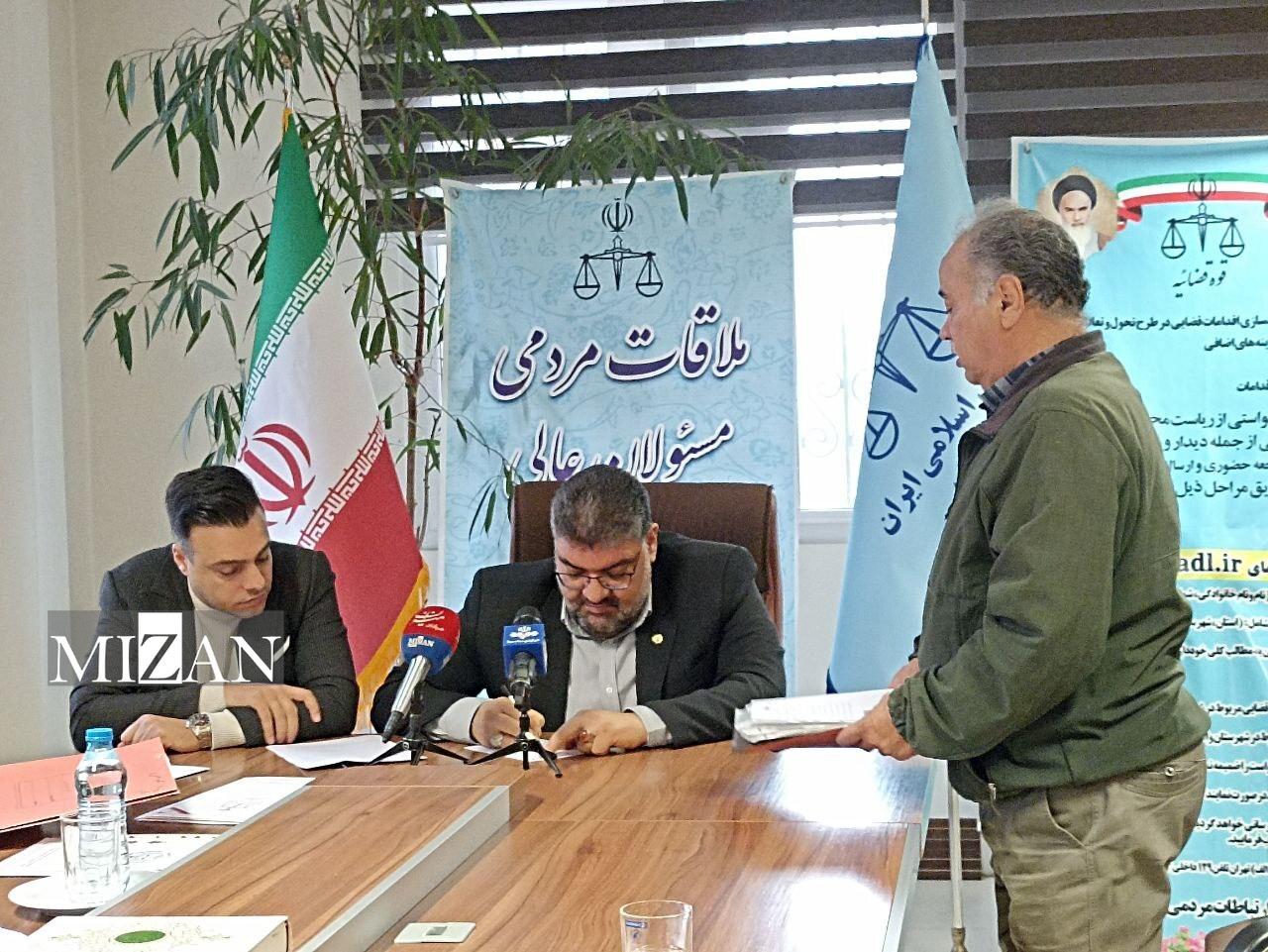 رئیس مرکز وکلا با حضور در اداره کل ارتباط مردمی قوه قضاییه به مشکلات ۳۰ نفر از مراجعان رسیدگی کرد/ عبدلیان‌پور: برنامه‌های متنوعی برای ارتقای سطح سواد حقوقی جامعه داریم