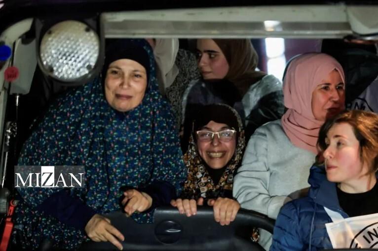 جشن آزادی ۹۰ اسیر فلسطینی زن و کودک؛ تلاش بی‌حاصل رژیم صهیونیستی برای مخفی کردن شکست