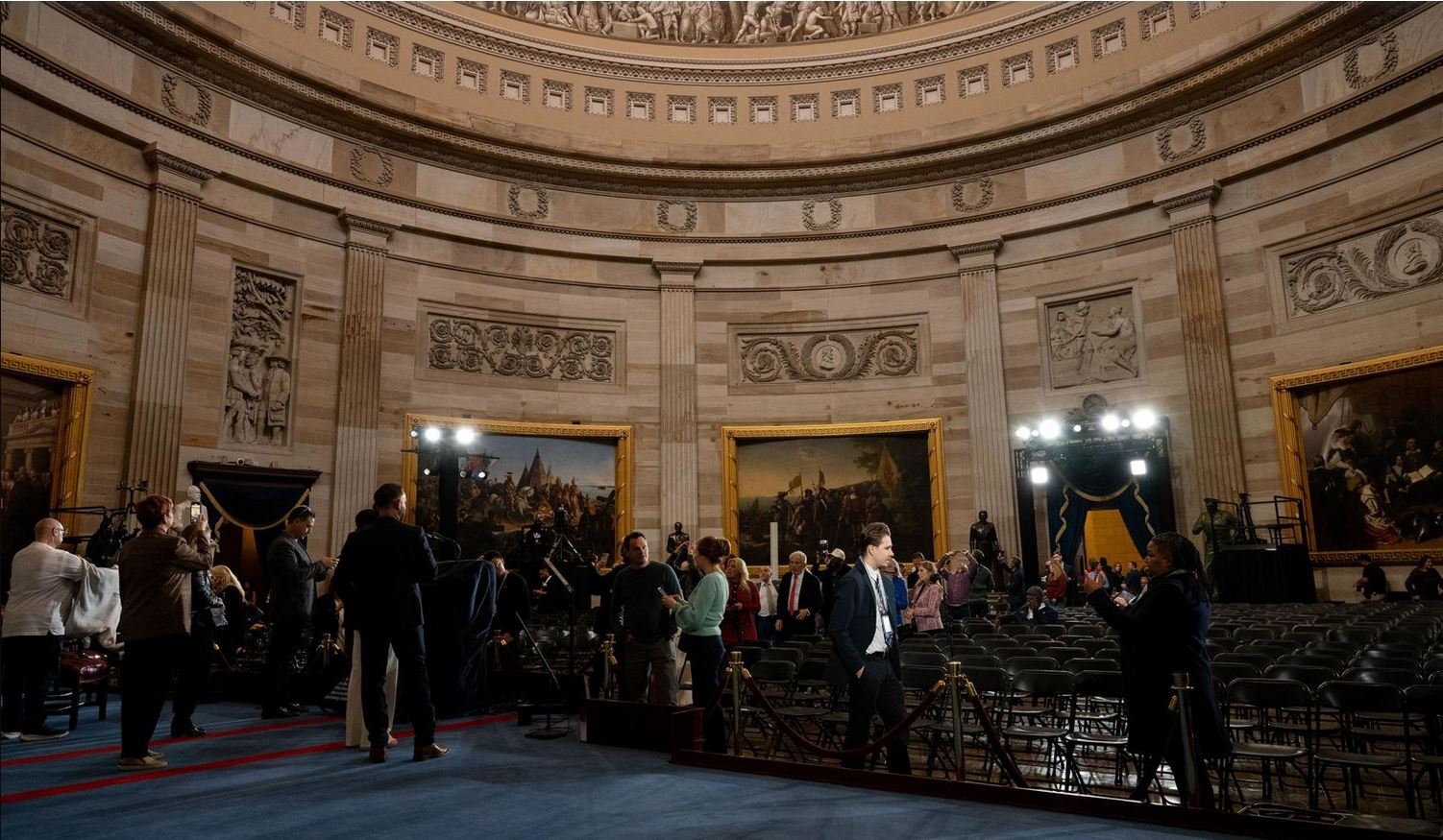 جزئیات مراسم تحلیف دونالد ترامپ در کنگره؛ سران راست افراطی در صدر میهمانان جزئیات مراسم تحلیف دونالد ترامپ در کنگره؛ سران راست افراطی در صدر میهمانان