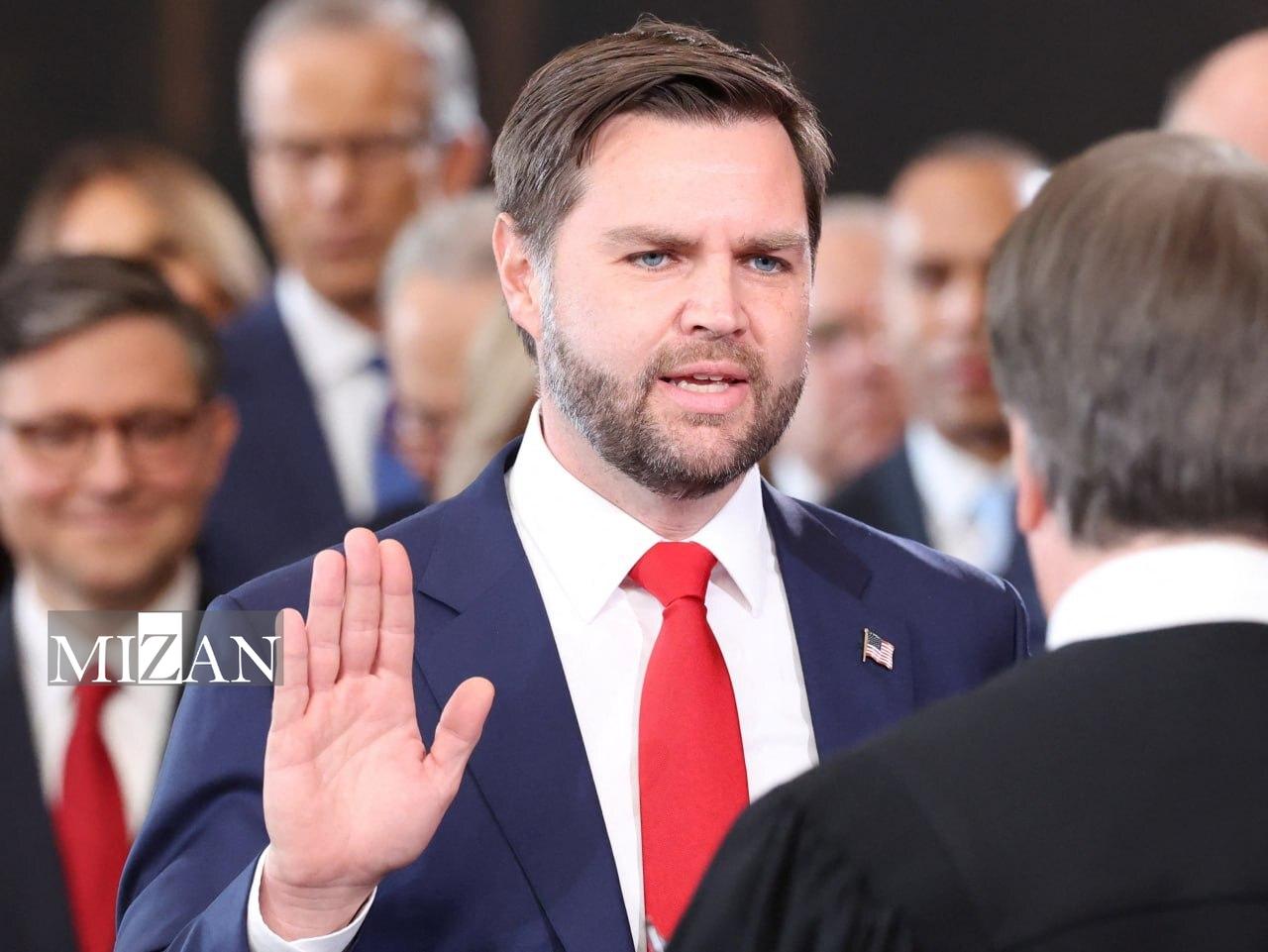 ترامپ سوگند یاد کرد و رئیس‌جمهور آمریکا شد