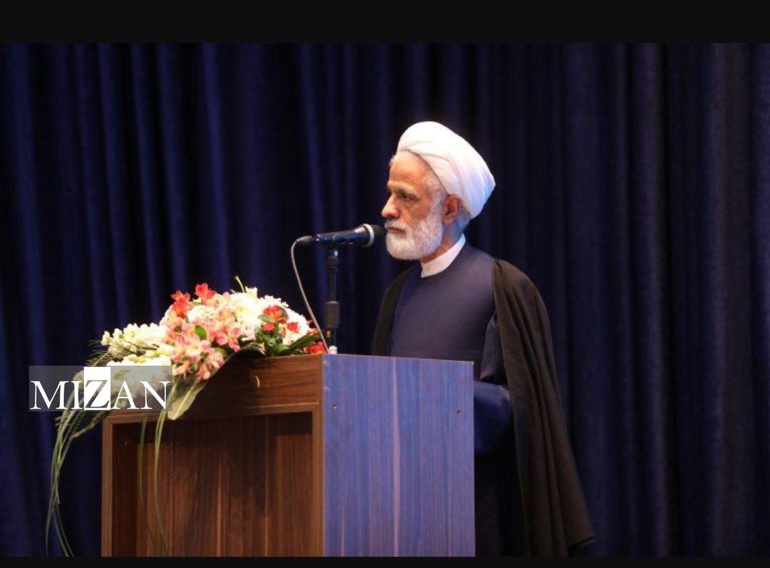 معاون اول قوه قضاییه:وکلا و مجموعه دستگاه قضایی باید با هم همکاری کنند تا عدالت شکل بگیرد/ رئیس مرکز وکلا: قانون تسهیل نیاز به اصلاح دارد/وفاق در تدوین و تنقیح قوانین به نفع مردم خواهد بود