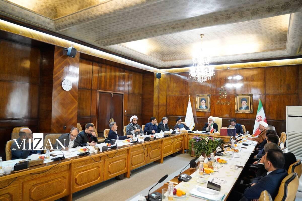 اولین جلسه مشترک دیوان عالی کشور با اعضای کمیسیون قضایی مجلس شورای اسلامی برگزار شد/ بحث و بررسی بر روی تنقیح و بروزرسانی قوانین