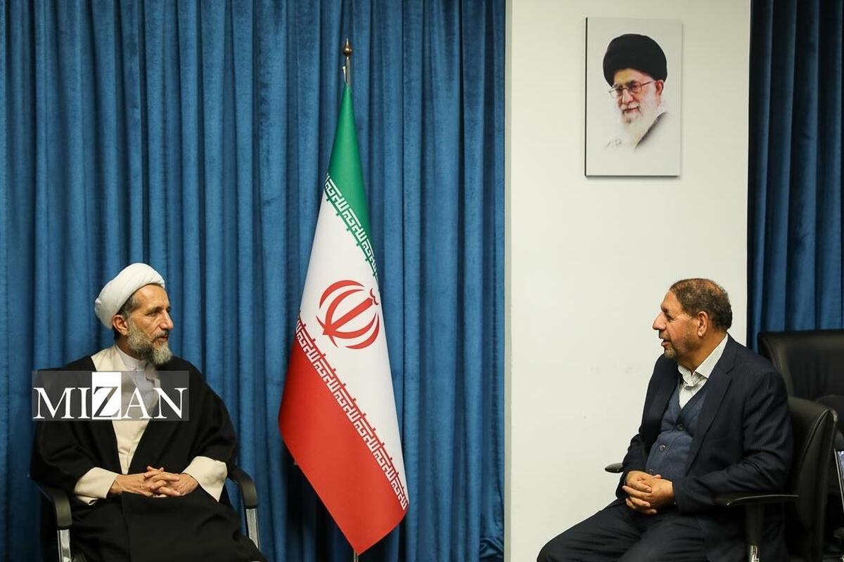 دیدار خیرالله پروین با نماینده ولی‌فقیه در استان قزوین