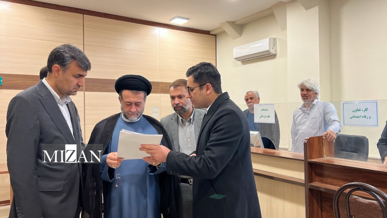 سرپرستی ۲۰ کودک در استان فارس به خانواده‌های داوطلب فرزند خواندگی اعطا شد