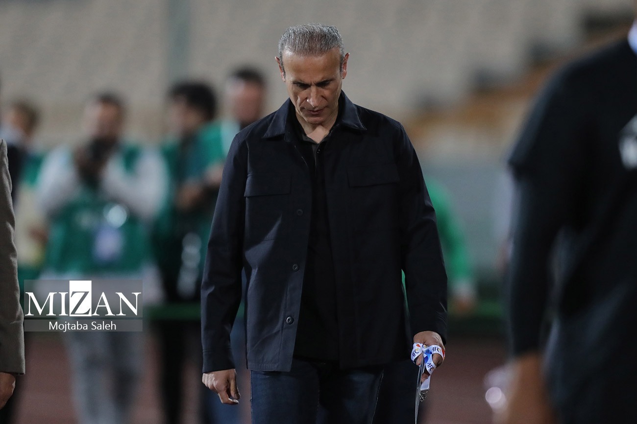 حاشیههای خودساخته گلمحمدی برای فولاد/ اندراحوالات دعوای خانوادگیِ نصیرزاده و یحیی برای تیم چهارم لیگ برتر حاشیههای خودساخته گلمحمدی برای فولاد/ اندراحوالات دعوای خانوادگیِ نصیرزاده و یحیی برای تیم چهارم لیگ برتر