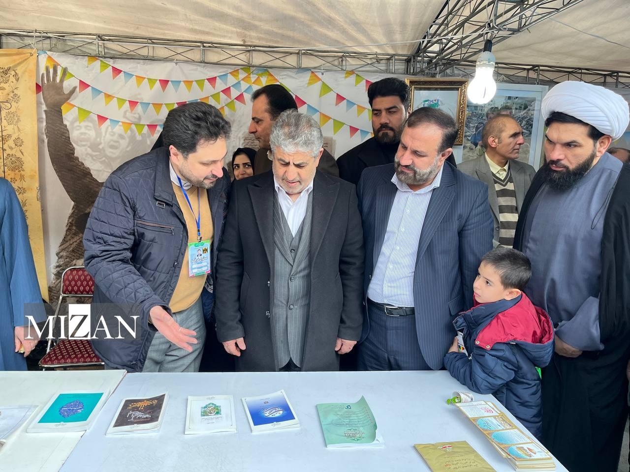 رسیدگی به مشکلات حقوقی و قضایی مردم توسط مسئولان قضایی سراسر کشور در راهپیمایی ۲۲ بهمن رسیدگی به مشکلات حقوقی و قضایی مردم توسط مسئولان قضایی سراسر کشور در راهپیمایی ۲۲ بهمن