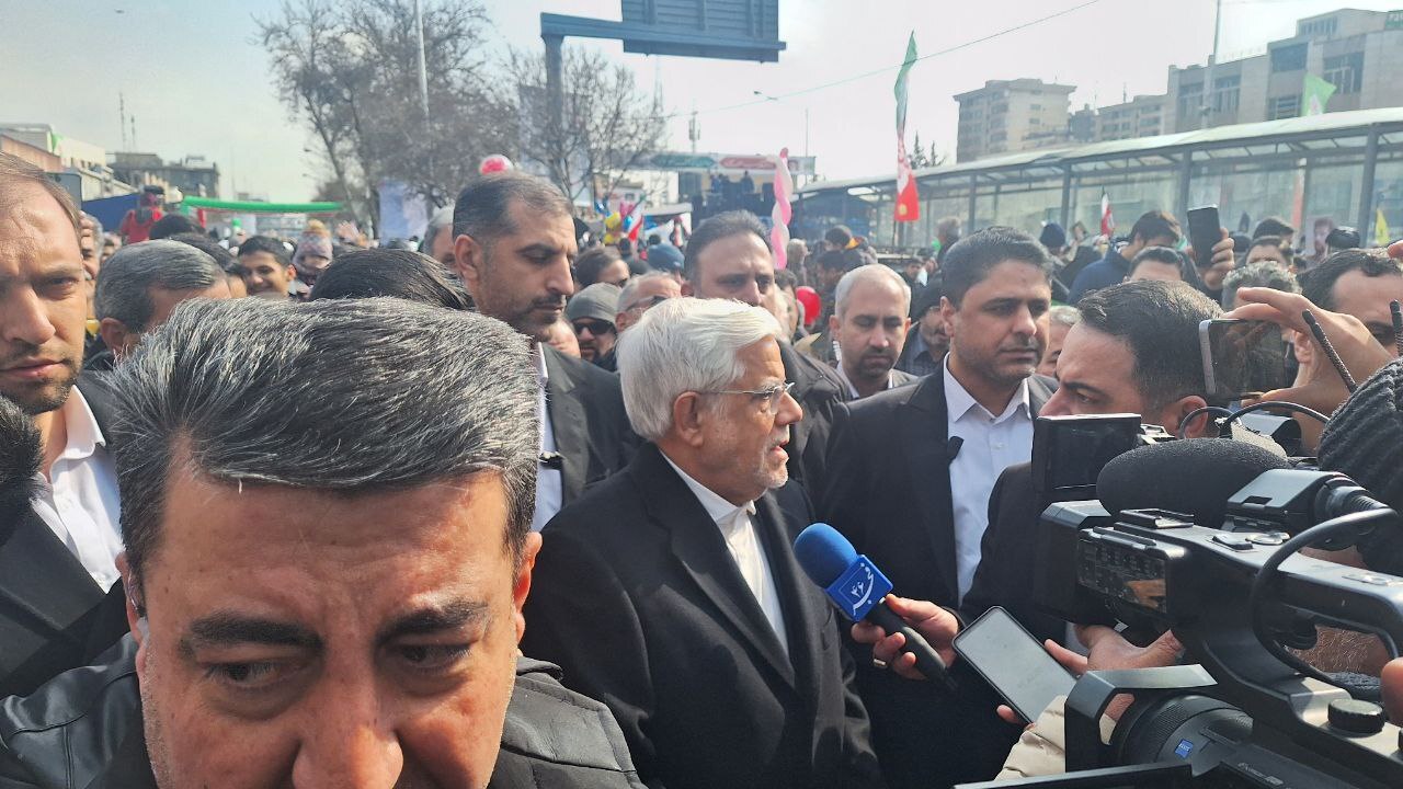 حضور مقامات و شخصیت‌ها در چهل‌و‌ششمین جشن پیروزی انقلاب اسلامی