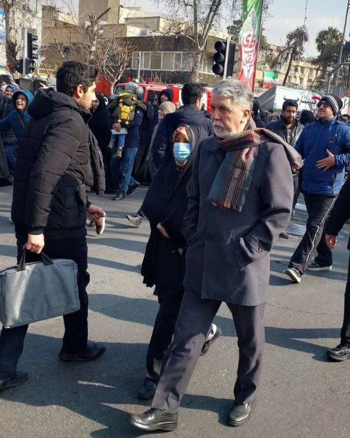 حضور مقامات و شخصیت‌ها در چهل‌و‌ششمین جشن پیروزی انقلاب اسلامی