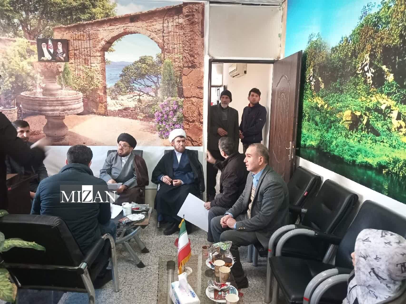 رسیدگی به مشکلات حقوقی و قضایی مردم توسط مسئولان قضایی سراسر کشور در راهپیمایی ۲۲ بهمن رسیدگی به مشکلات حقوقی و قضایی مردم توسط مسئولان قضایی سراسر کشور در راهپیمایی ۲۲ بهمن