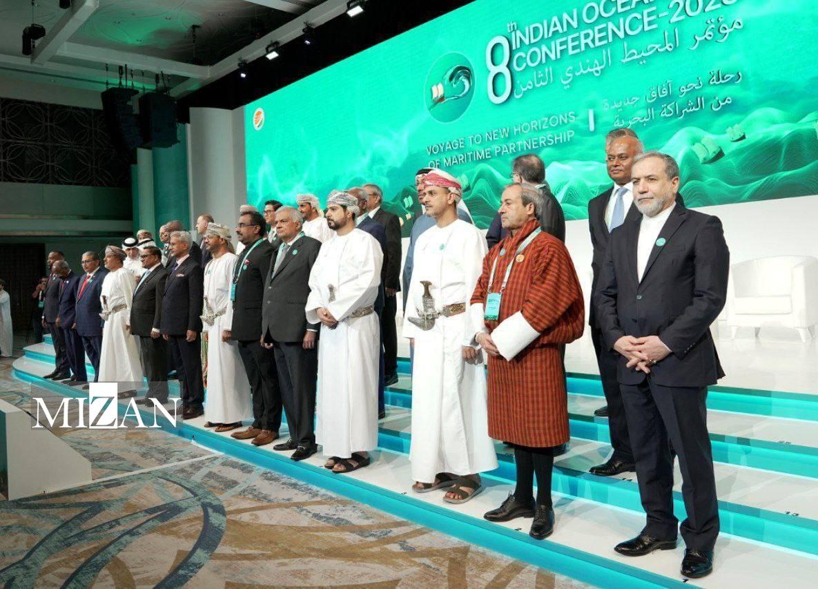 عراقچی وارد مسقط شد/حضور وزیر امور خارجه  در مراسم افتتاحيه هشتمین کنفرانس اقیانوس هند