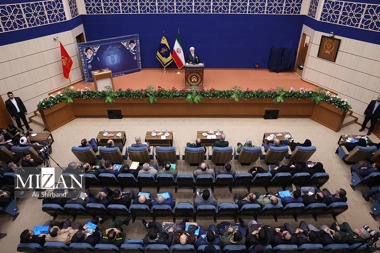 گفت‌و‌گو‌های بدون واسطه رئیس قوه قضاییه با جامعه علمی و دانشگاهی کشور در سال ۱۴۰۳/ دیدار رئیس عدلیه با دانشجویان و نخبگان علمی کشور در سال گذشته