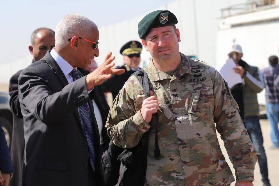 ارتش رژیم صهیونیستی از جنوب لبنان عقبنشینی میکند ارتش رژیم صهیونیستی از جنوب لبنان عقبنشینی میکند