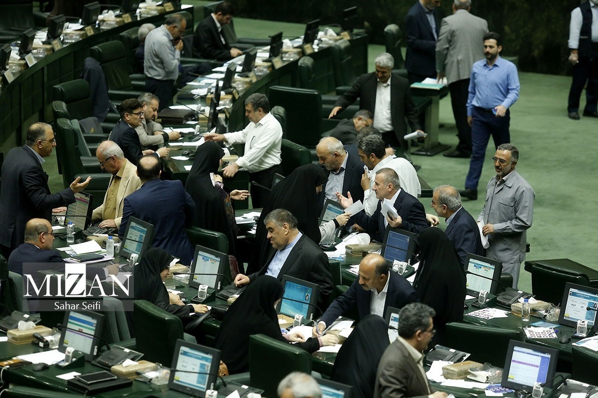 آنچه امروز در مجلس گذشت/ اجماع نمایندگان و دولت برای حل مشکلات و ناترازی ارزی