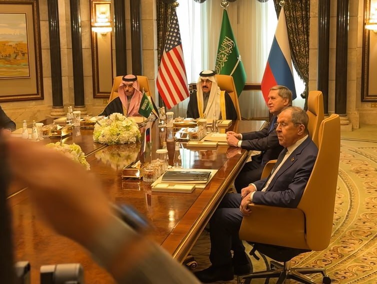 آغاز مذاکرات آمریکا و روسیه در عربستان آغاز مذاکرات آمریکا و روسیه در عربستان