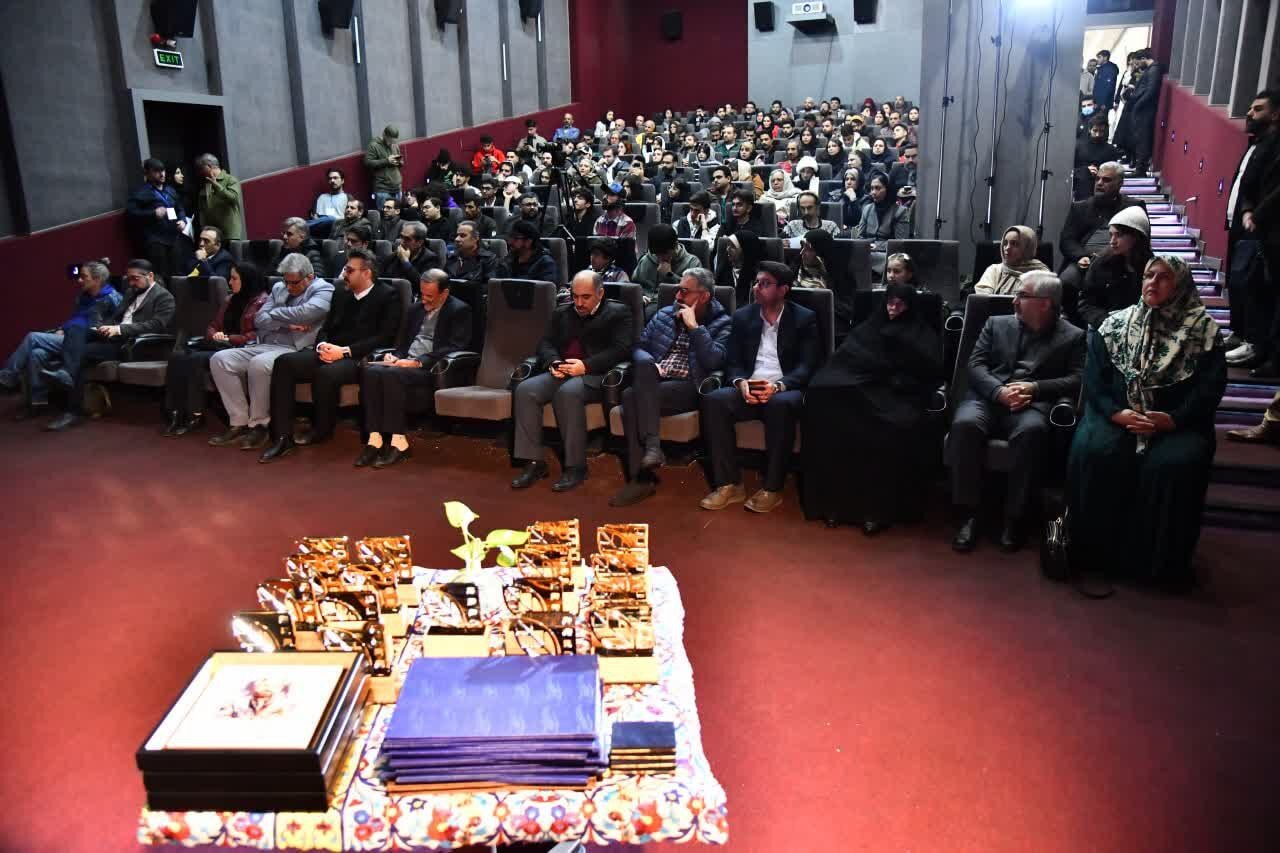 شانزدهمین هفته فیلم و عکس کرج برگزار شد