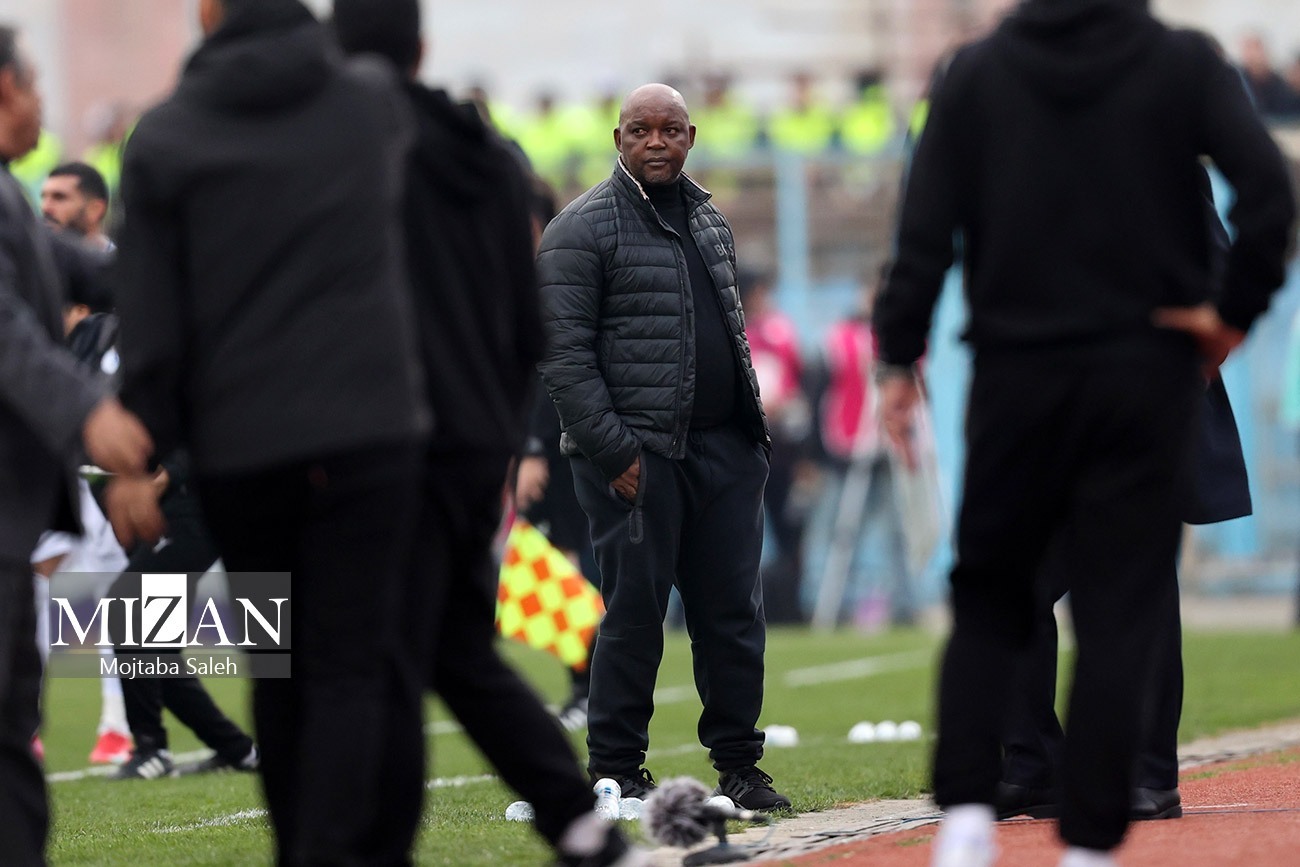 تشویق به جای تنبیه؛ وقتی پول مهمتر از احساسات هواداران میشود! تشویق به جای تنبیه؛ وقتی پول مهمتر از احساسات هواداران میشود!