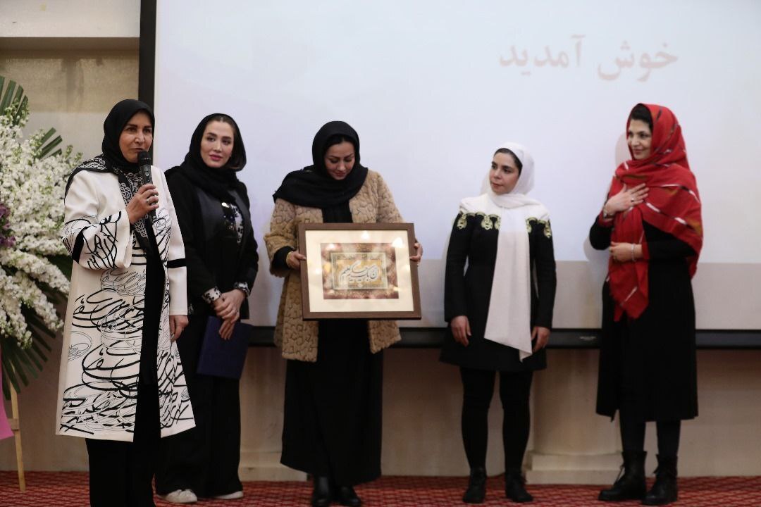 کانون مجریان برای اولین بار دارای نظام‌نامه شد/ محمدرضا حیاتی: من با اجرا زاده شدم، با اجرا زندگی کردم و با اجرا می‌میرم