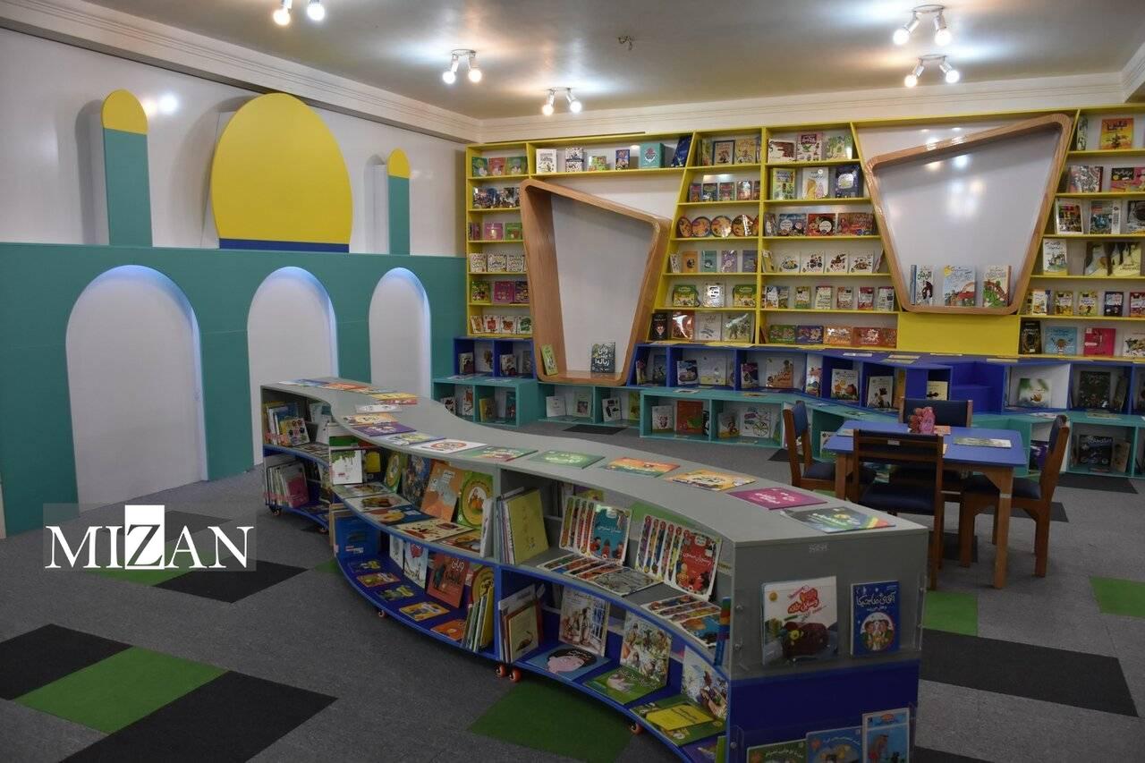 کتابخانه عمومی امین ولایت شهر صدرا افتتاح شد