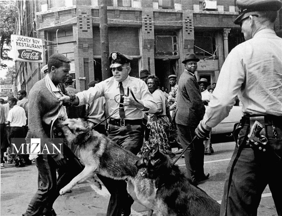 تاریخچه خشونت پلیس آمریکا///////////////////////////// عید