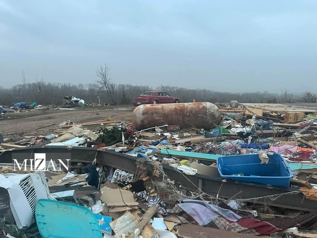 ۱۴ کشته درپی وقوع طوفانهای سهمگین در آمریکا ۱۴ کشته درپی وقوع طوفانهای سهمگین در آمریکا