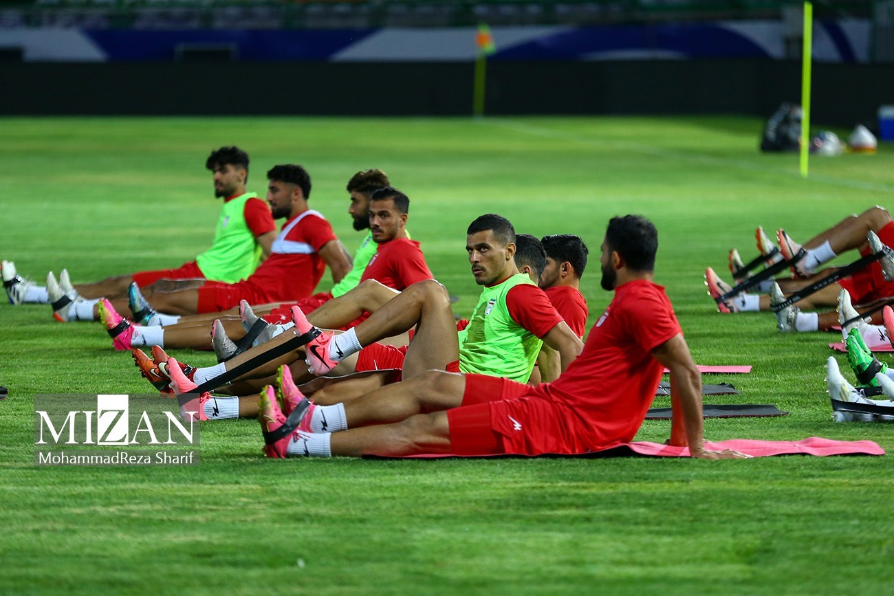 جوخه ۲۸ نفره قلعهنویی برای دو دیدار سرنوشتساز؛ از حضور لژونرها و جوانان تا غیبت ۲ بازیکن جوخه ۲۸ نفره قلعهنویی برای دو دیدار سرنوشتساز؛ از حضور لژونرها و جوانان تا غیبت ۲ بازیکن