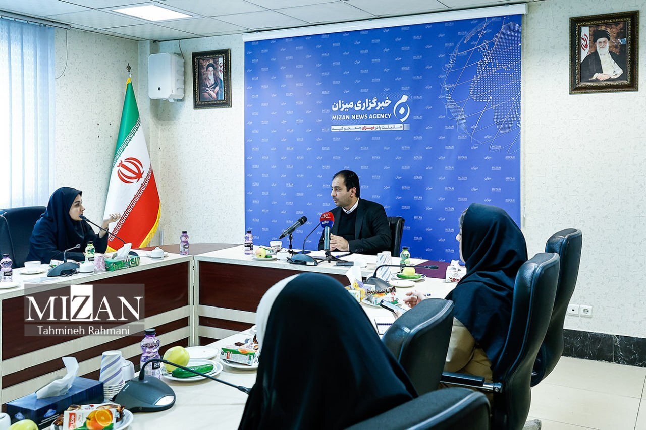 اقدامات مقابله‌ای وزارت نفت در حوزه قاچاق سوخت؛ از کشف حدود ۶ هزار کارت سوخت هوشمند غیرمجاز تا کشف انشعابات غیرمجاز با همکاری قوه‌قضاییهافزایش قیمت سوخت می‌تواند راهکاری برای کنترل قاچاق سوخت باشد؟