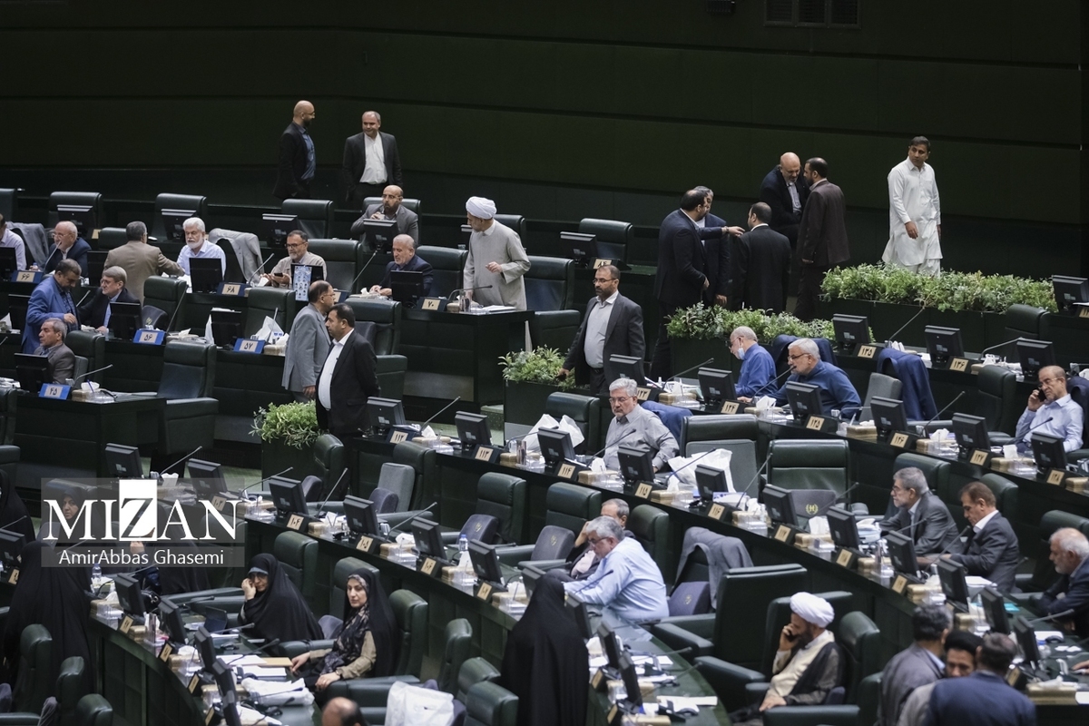 نمایندگان مجلس: پرچم مبارزه شهید حسن نصرالله تا ابد برافراشته خواهد ماند نمایندگان مجلس: پرچم مبارزه شهید حسن نصرالله تا ابد برافراشته خواهد ماند