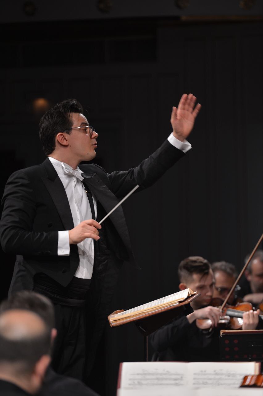 ارکستر مجلسی سنت پیترزبورگ و ارکستر سمفونیک تهران روی صحنه رفتند