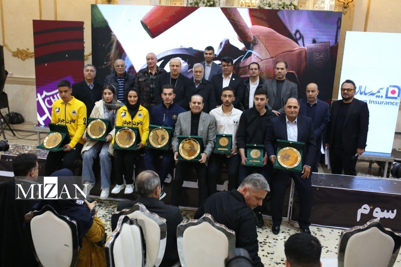 برگزاری مراسم اختتامیه لیگ چوگان به همراه رونمایی از پیراهن تیم ملی +فیلم برگزاری مراسم اختتامیه لیگ چوگان به همراه رونمایی از پیراهن تیم ملی +فیلم