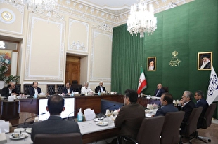 نشست مشترک کمیسیون اقتصادی مجلس و جمعی از مدیران عامل هلدینگ‌های سرمایه گذاری