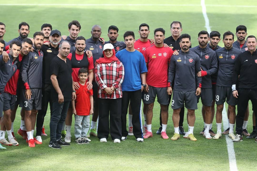 حضور یک میهمان ویژه در تمرین امشب پرسپولیس + تصویر