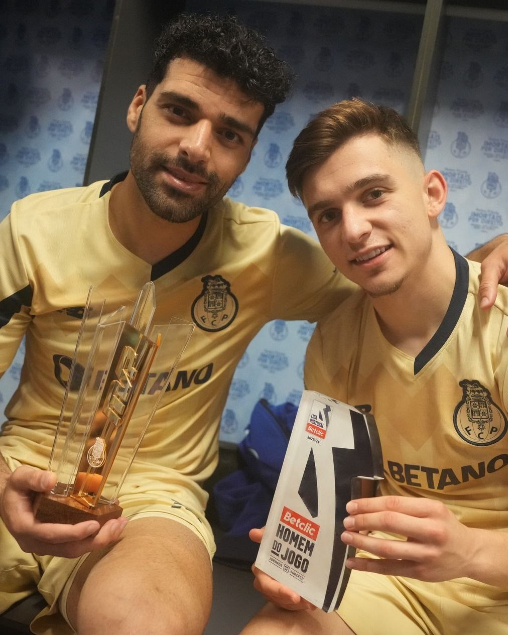 مهدی طارمی بهترین بازیکن پورتو شد