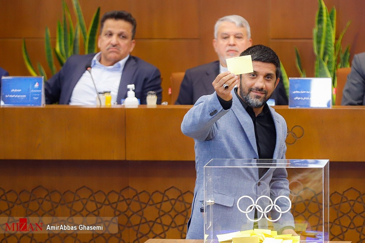 رئیس فدراسیون کشتی: یک طلا در المپیک بگیریم هنر کرده‌ایم/ ورزش در دیدگاه سیاسیون جای خود را پیدا نکرده