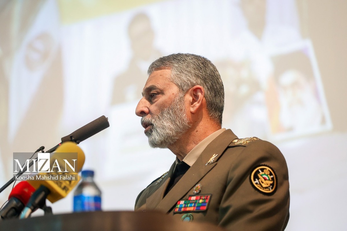 پیام فرمانده کل ارتش در آستانه سالروز بازگشت ناوگروه ۸۶ پیام فرمانده کل ارتش در آستانه سالروز بازگشت ناوگروه ۸۶