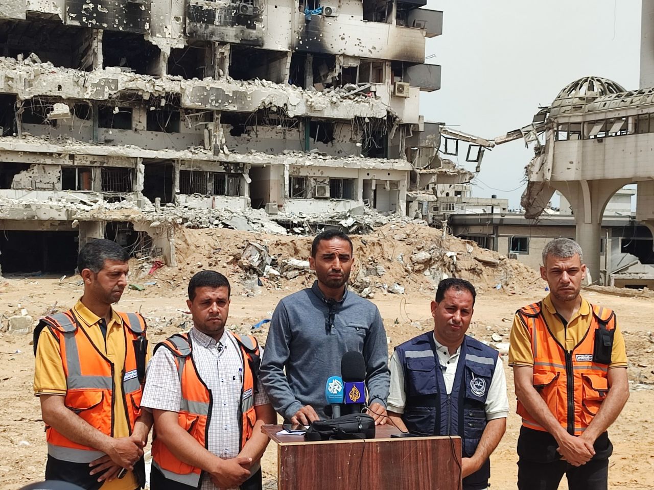 هدف قرار گرفتن مرکز پزشکی در اردوگاه آوارگان/ رژیم صهیونیستی منازل مسکوین رفح را هدف قرار می دهد