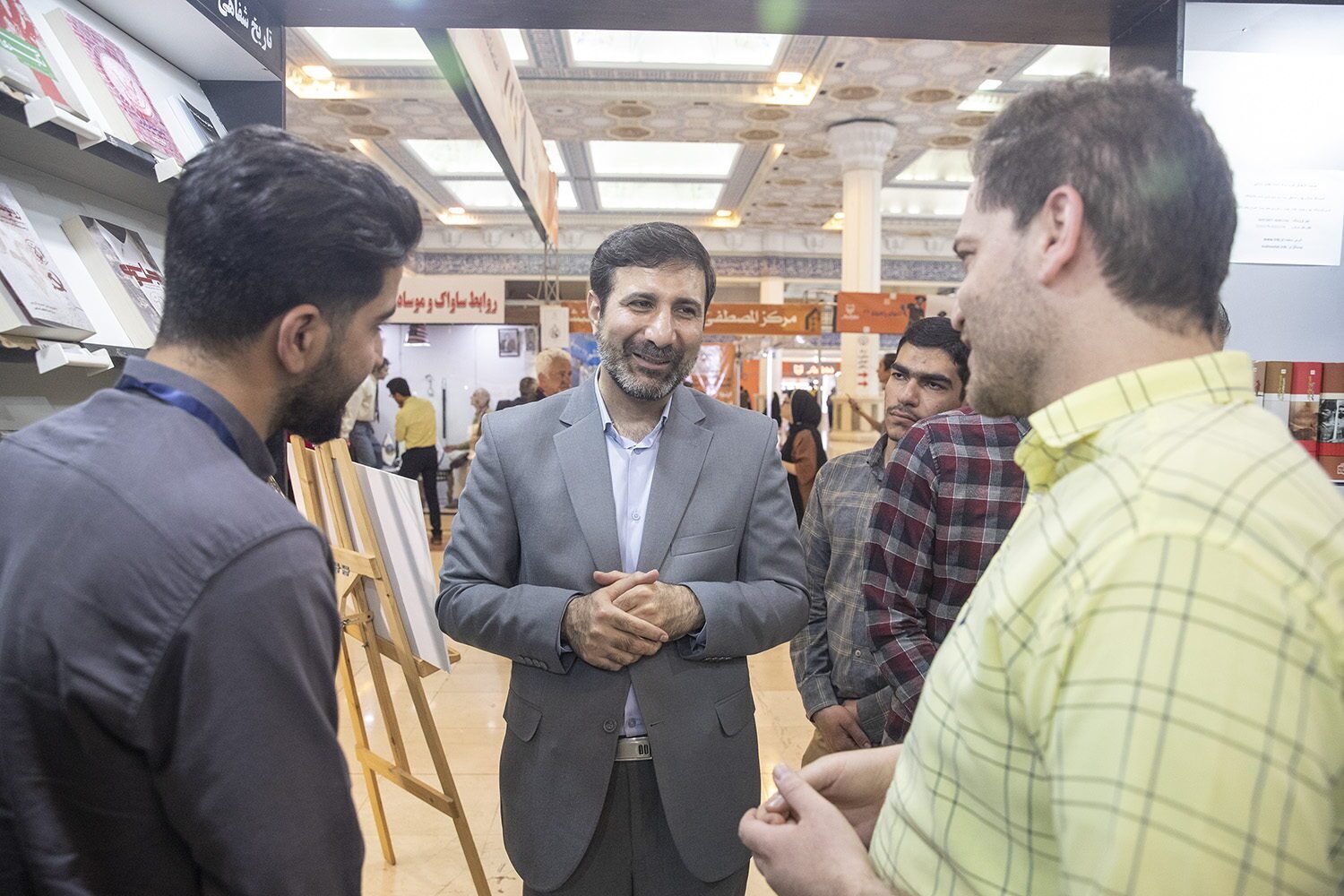 بازدید سخنگوی شورای نگهبان از نمایشگاه کتاب بازدید سخنگوی شورای نگهبان از نمایشگاه کتاب