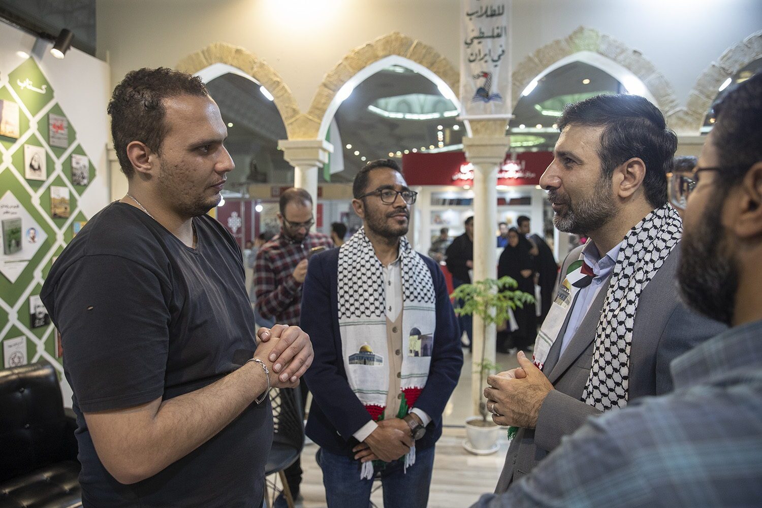 بازدید سخنگوی شورای نگهبان از نمایشگاه کتاب بازدید سخنگوی شورای نگهبان از نمایشگاه کتاب