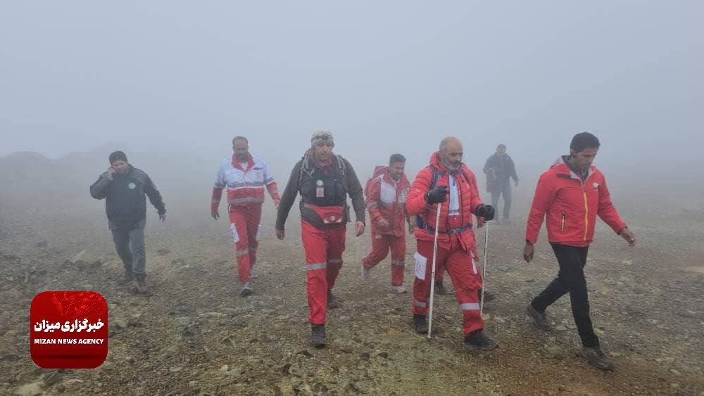 آخرین اخبار درباره وقوع سانحه برای بالگرد حامل رئیس جمهور/ تیم‌های امدادی به محل اعزام شدند