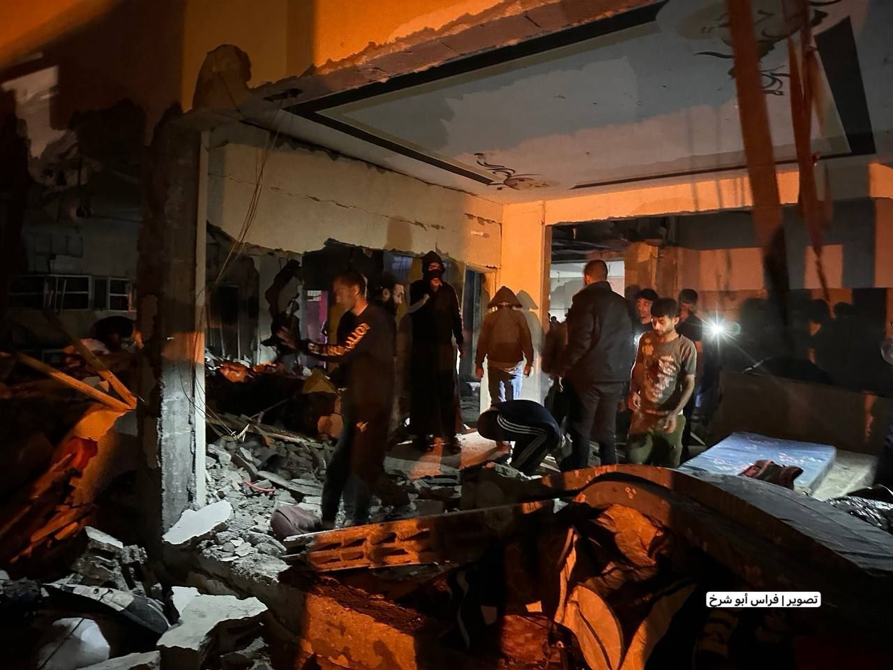 حملات مجدد رژیم صهیونیستی به مرکز نوار غزه/ حماس: پاسخ اشغالگران را به پیشنهاد خود دریافت کردیم