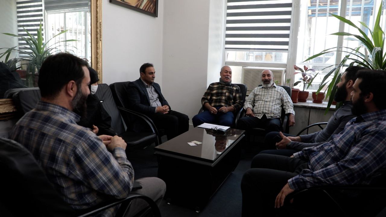 خانواده شهید نسیم افغانی شناسایی شدند خانواده شهید نسیم افغانی شناسایی شدند